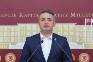 İsa Mesih Şahin TBMM Anayasa Komisyonu Üyesi Oldu