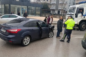 Osmaniye Güney Çevre Yolu’nda Kaza: Trafik Kısa Süreliğine Kilitlendi
