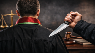 Osmaniye’de Hacze Giden Avukata Bıçaklı Saldırı