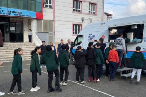 Osmaniye’de Yürek Isıtan Sabah: Çorba İkramı, Ardından Kudüs Programı