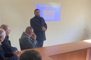 Toprakkale’de Umre Yolcularına Manevi Hazırlık Semineri