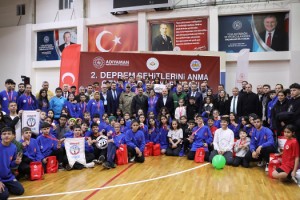 Adıyaman’da Deprem Şehitleri İçin Anlamlı Yarışma