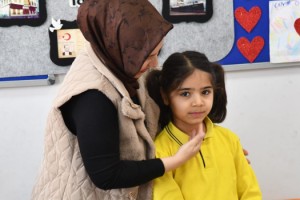 Küçük Şairden Başkan Çenet’e Anlamlı Şiir