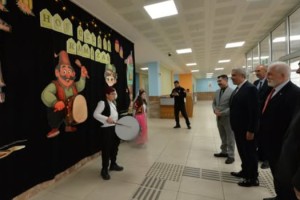 Müdür Albak'a Davullu Karşılama Sürprizi