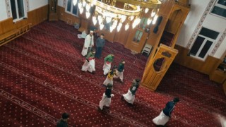 Osmaniye’de Bahçeli Camii’nde Çocuklardan Renkli Ramazan Akşamı