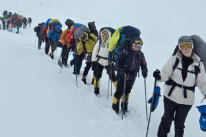 Osmaniyeli Dağcılar Erciyes’te 6 Şubat Şehitlerini Andı