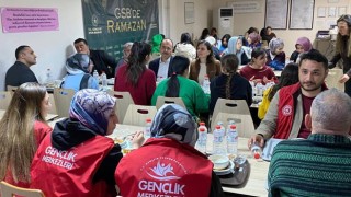 Kaymakam Dolu KYK Kız Yurdu’nda İftar Yaptı