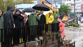 Kadirli’de Sağanak Seferberliği Sürüyor