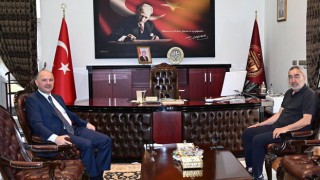 Samet Aybaba Vali Serdengeçti ile Görüştü