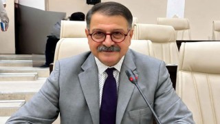 Yusuf Eser CHP'den İstifa Ederek Yeni Parti'ye Katıldı