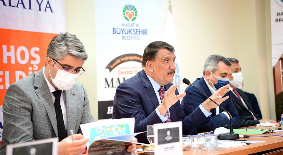 Malatya'da muhtarlarla ilk toplantı Darende'den başladı