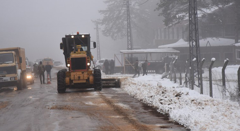 Kar temizlendi, yollar ulaşıma açıldı