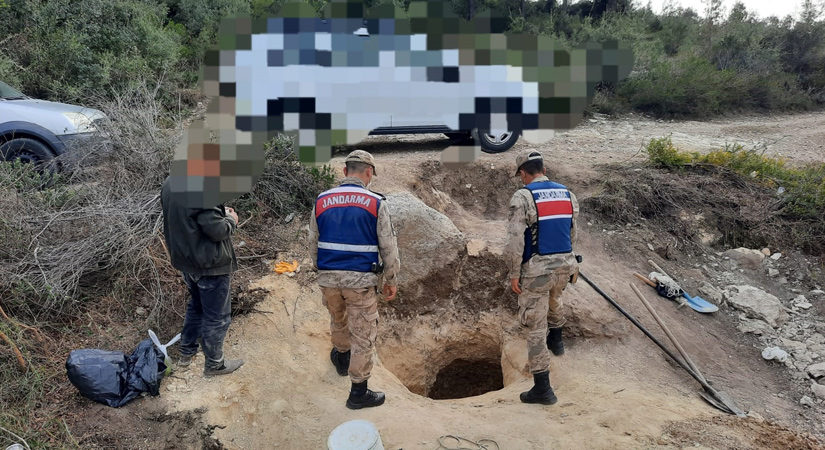 Kadirli'de İzinsiz kazı yapanlar yakalandı