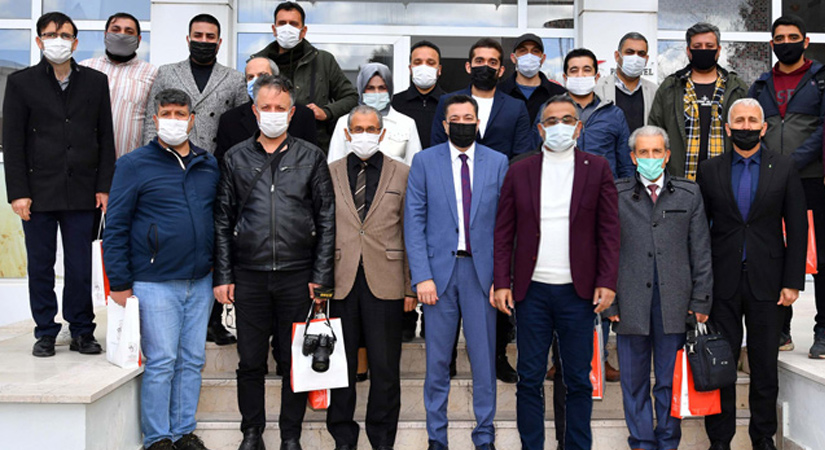 OKÜ Rektörü Uzun, basın mensuplarıyla bir araya geldi