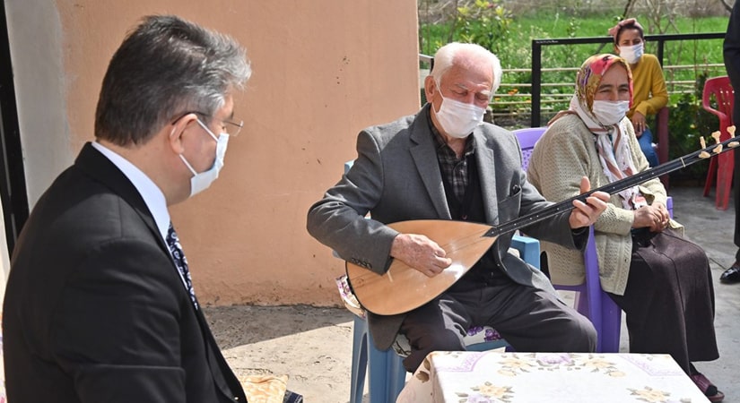 Vali Yılmaz’dan Aşık Feymani’ye ziyaret