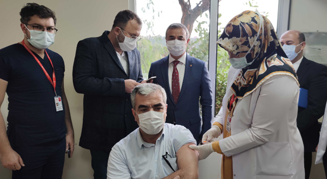 Osmaniye’de Biontech aşısı yapılmaya başlandı