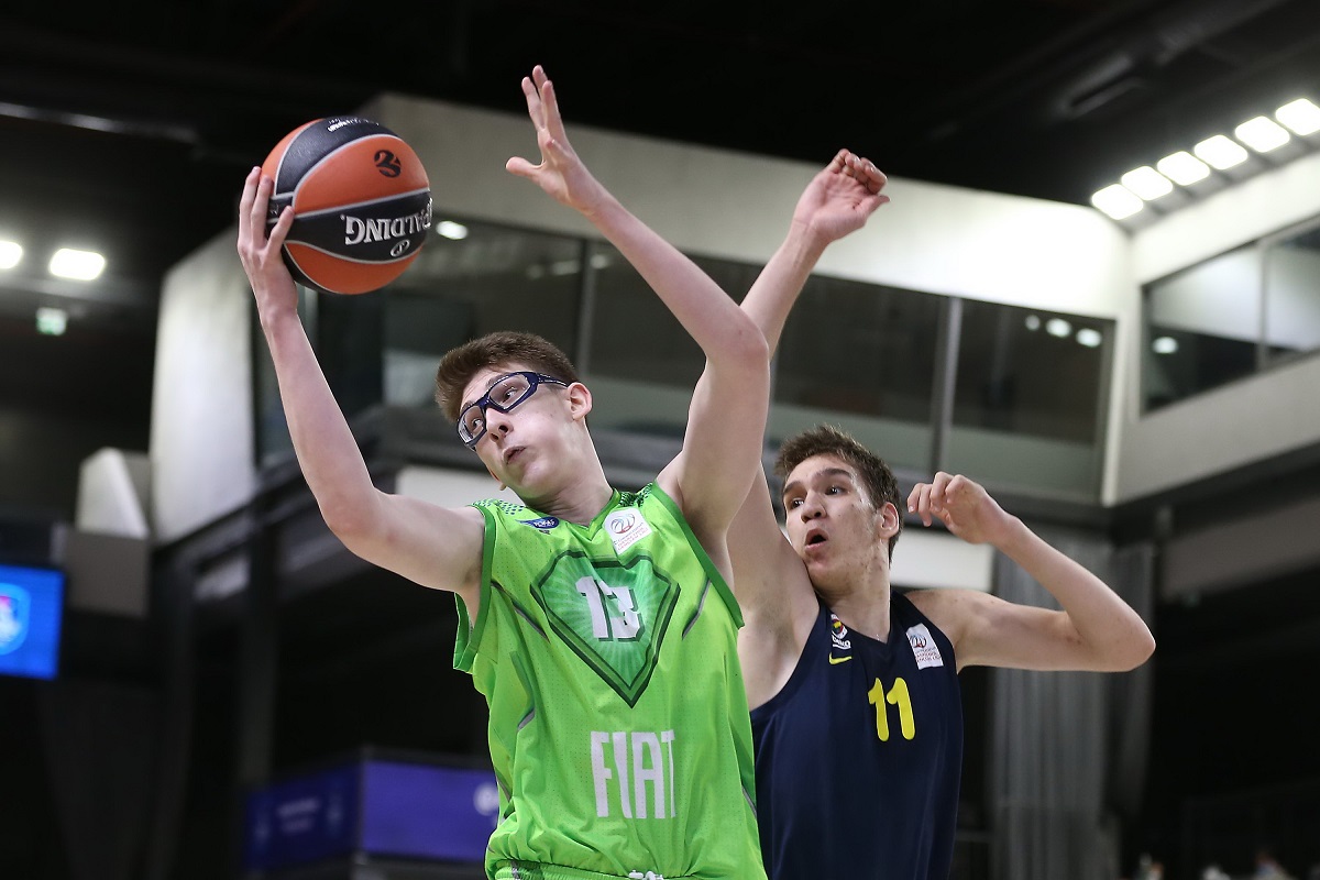 Genç TOFAŞ şampiyonluk arıyor