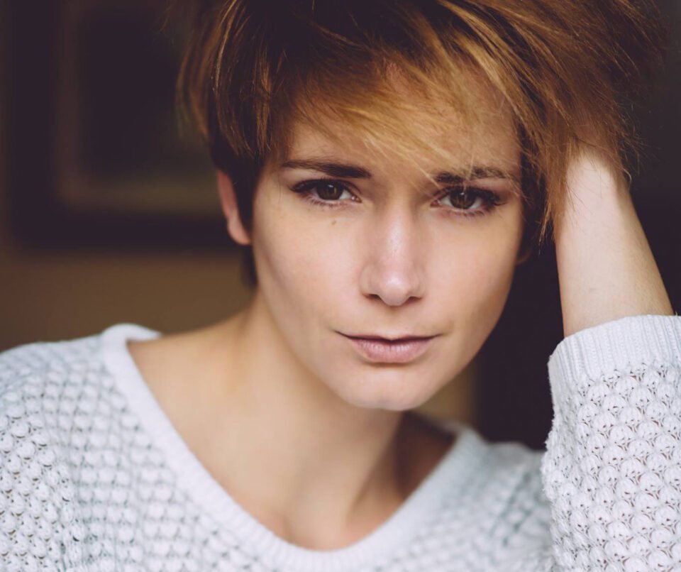 Aşı olan ünlü model hayatını kaybetti