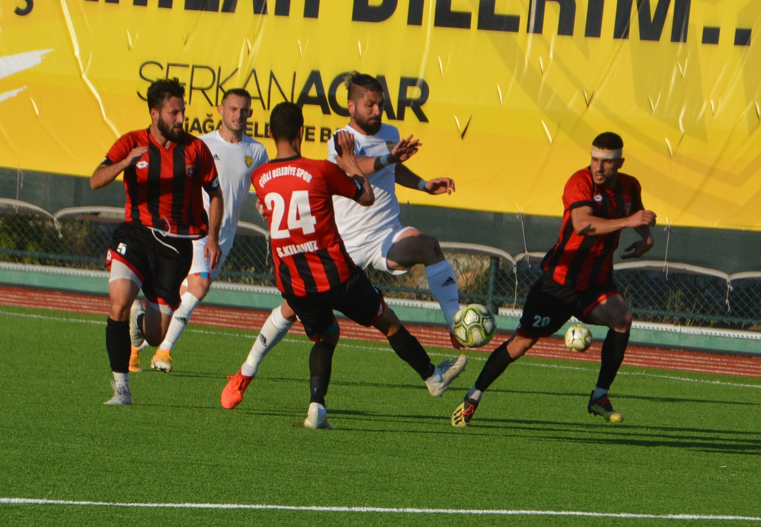İzmir Aliağaspor FK fırtına gibi