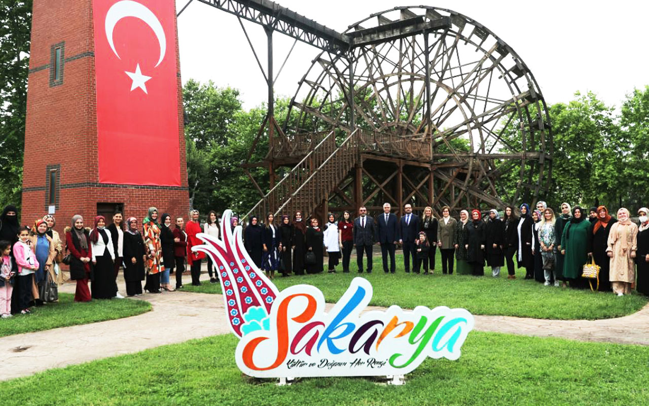 Sakarya’da AK Partili kadınlar 2023 için yol haritasını belirledi