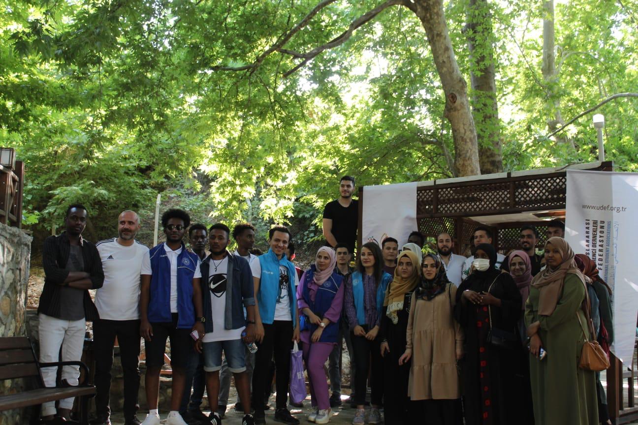 Batman Üniversitesi’nin yabancı öğrencileri Sason Sevek mesire alanında