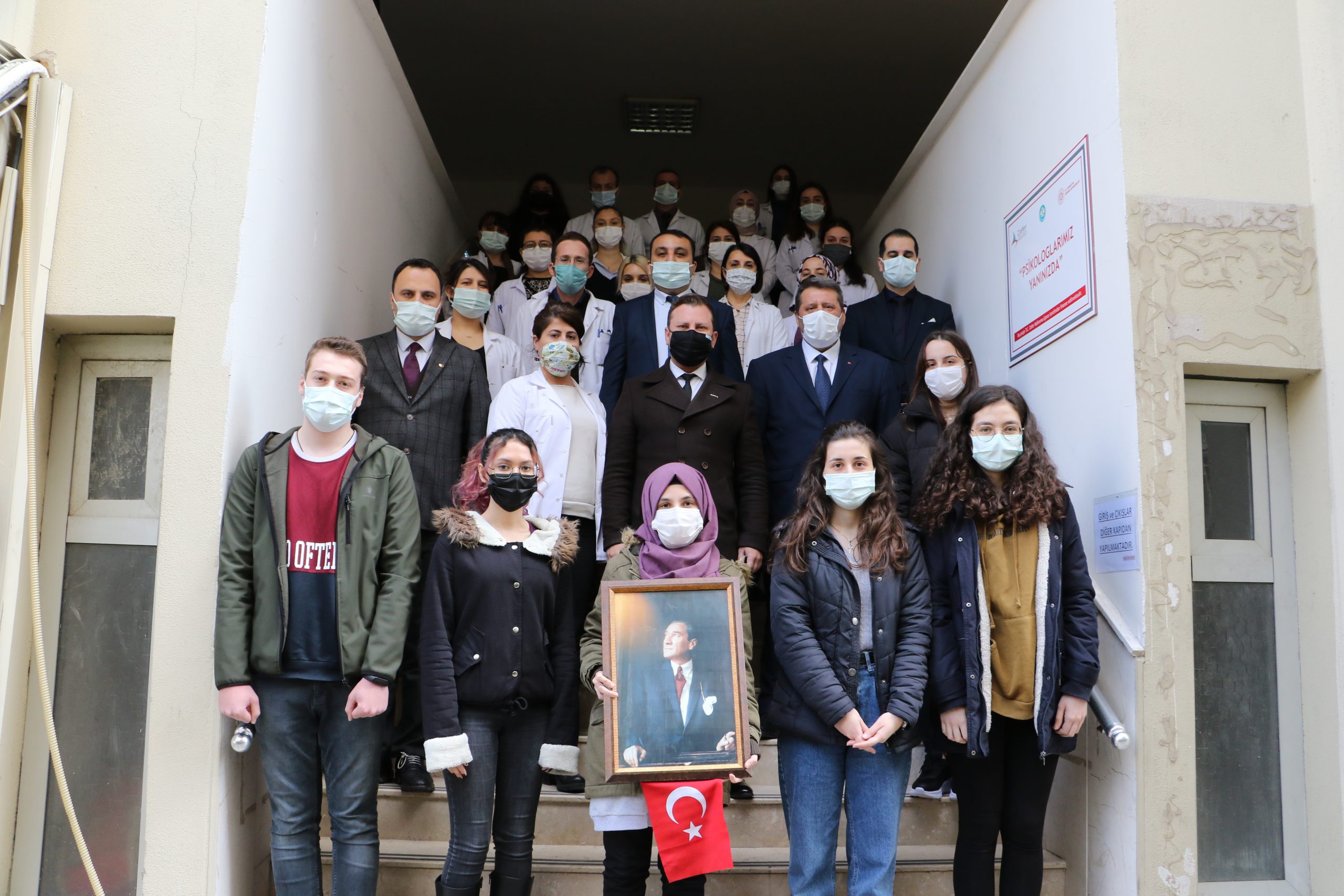 Manisa gençleriyle Çanakkale Zaferi'ni kutladı