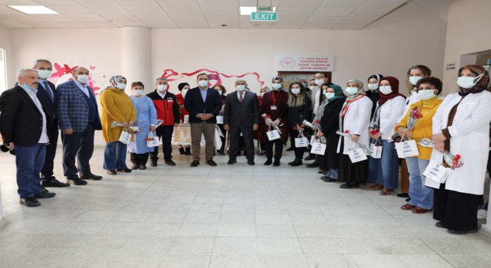 Başkan Güder: "Bir kadını ancak karnındaki bebek tekmeleyebilir"