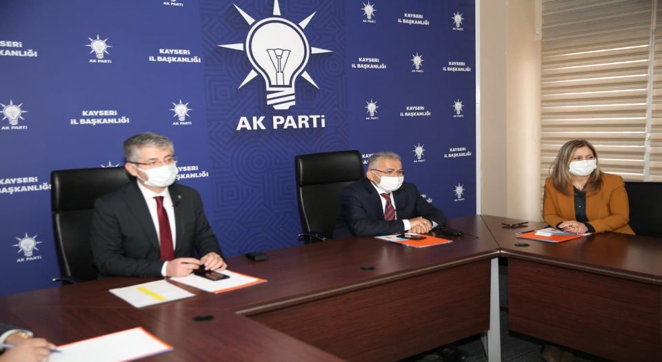 AK Parti'den genişletilmiş il başkanları toplantısı