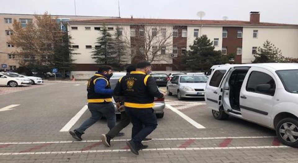 Aksaray'da faili meçhul hırsızlık olaylarının şüphelileri tutuklandı