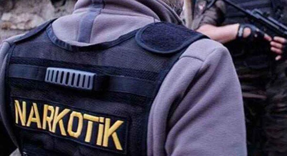 Ardahan'da üzerinde uyuşturucuyla yakalandı