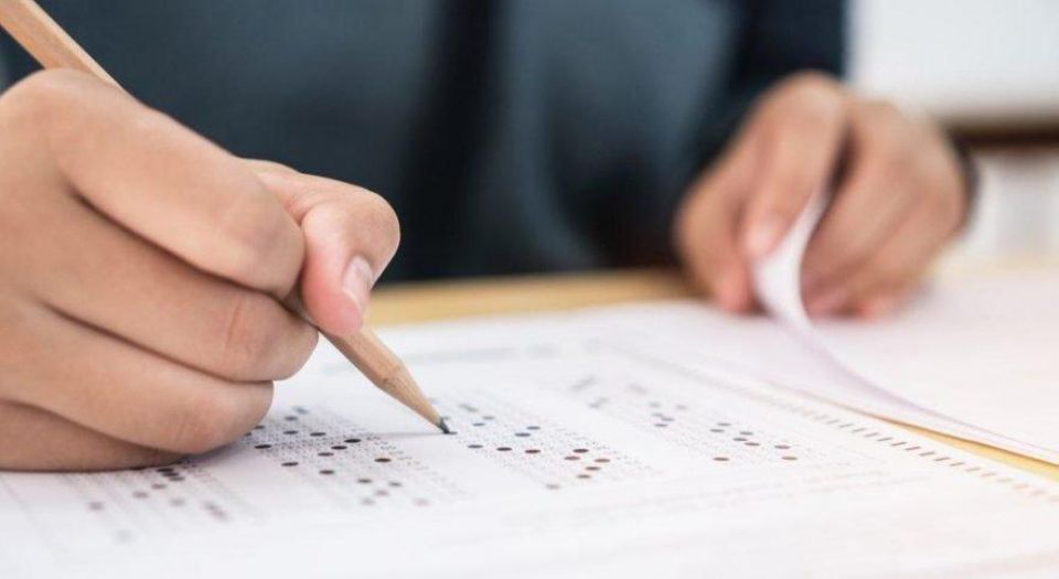 Sınav sistemine 1 yılda 10 milyar dolar