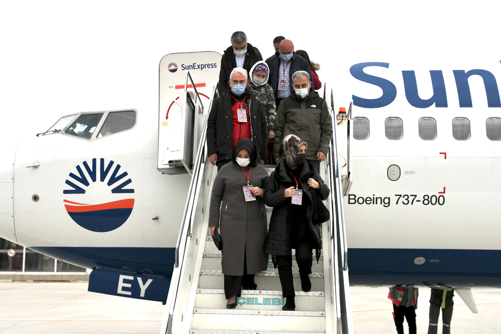 Sivas'ta şehit ve gazi ailelerine Çanakkale gezisi