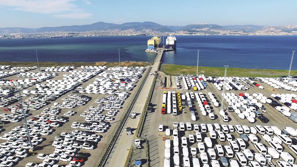 Otomotiv ihracatta yine sol şeritte