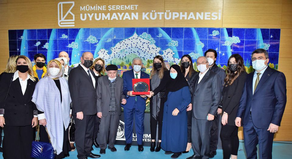 Bursa Yıldırım'ın uyumayan kütüphanesi açıldı
