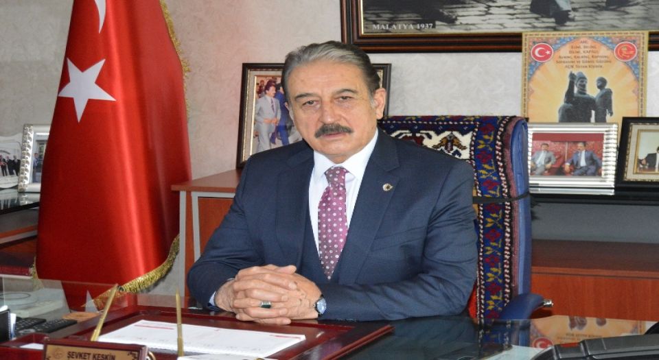 Keskin: Devlet 3 harfli PTT’yi market yaptı