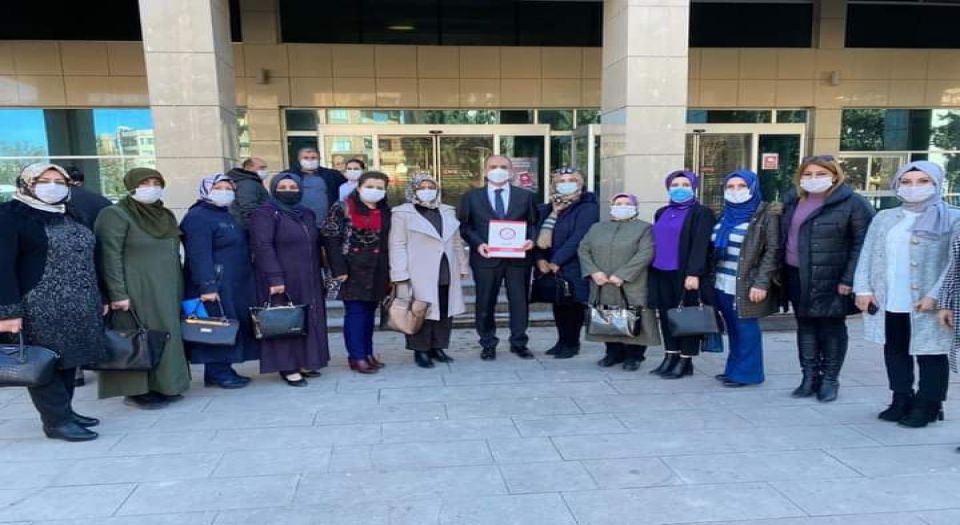 AK Parti Kilis İl Başkanı Karataş mazbatasını aldı